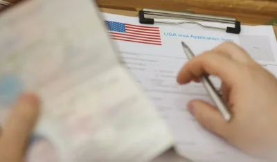 Thu thập giấy tờ cần thiết - Hồ sơ xin visa Mỹ